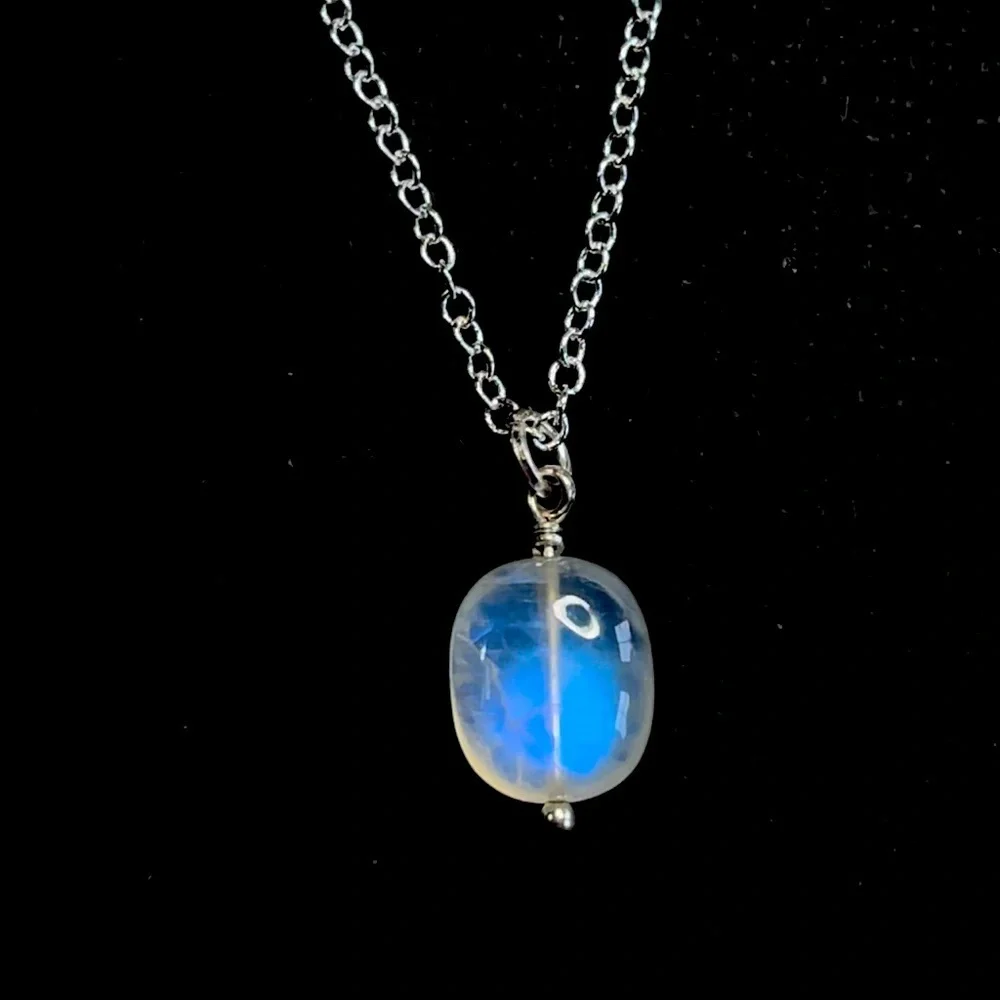 High Quality Rainbow Moonstone Pendant Necklace!